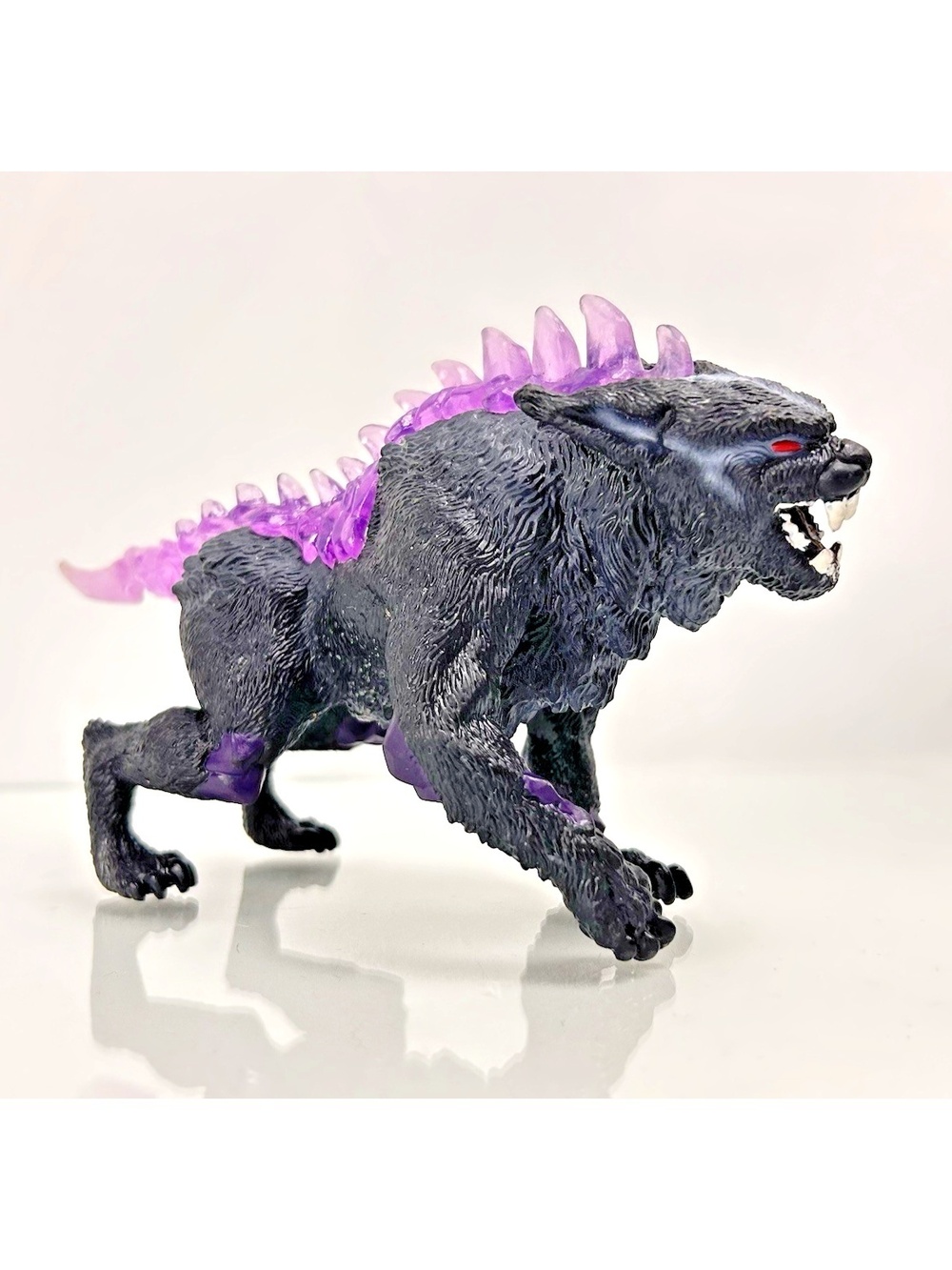 Schleich Eldrador Creatures Mythical Shadow Wolf Action Figure